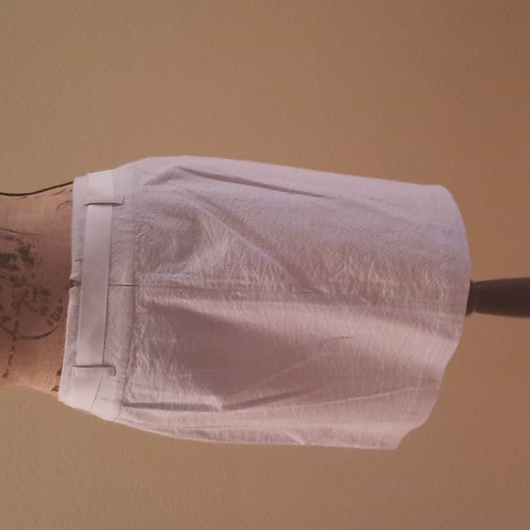 Skirt - Picture 2 of 4